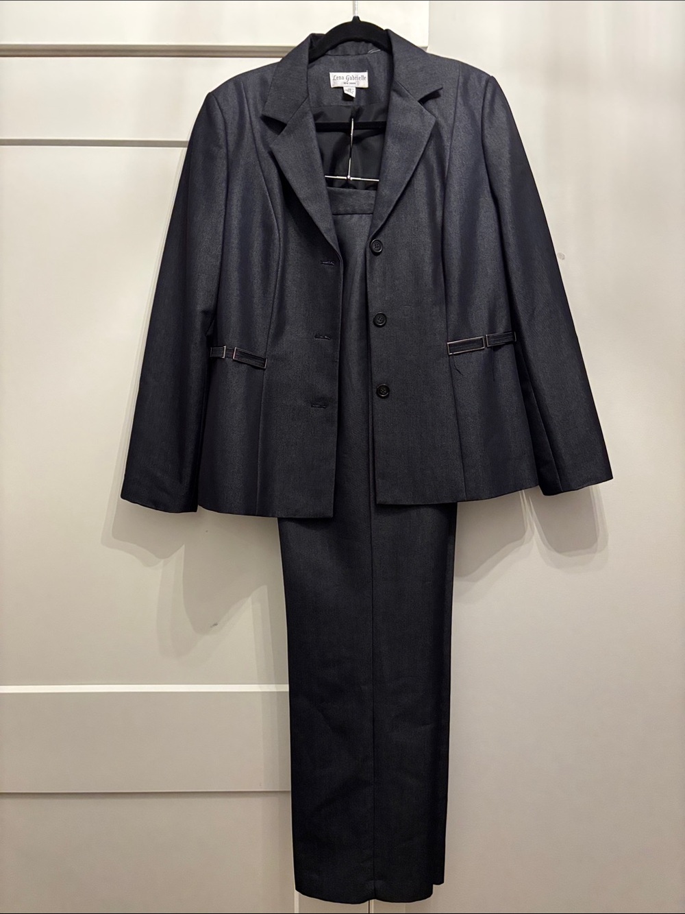 Lena Gabrielle Women's Black Two-Piece Suit Jacket & pants